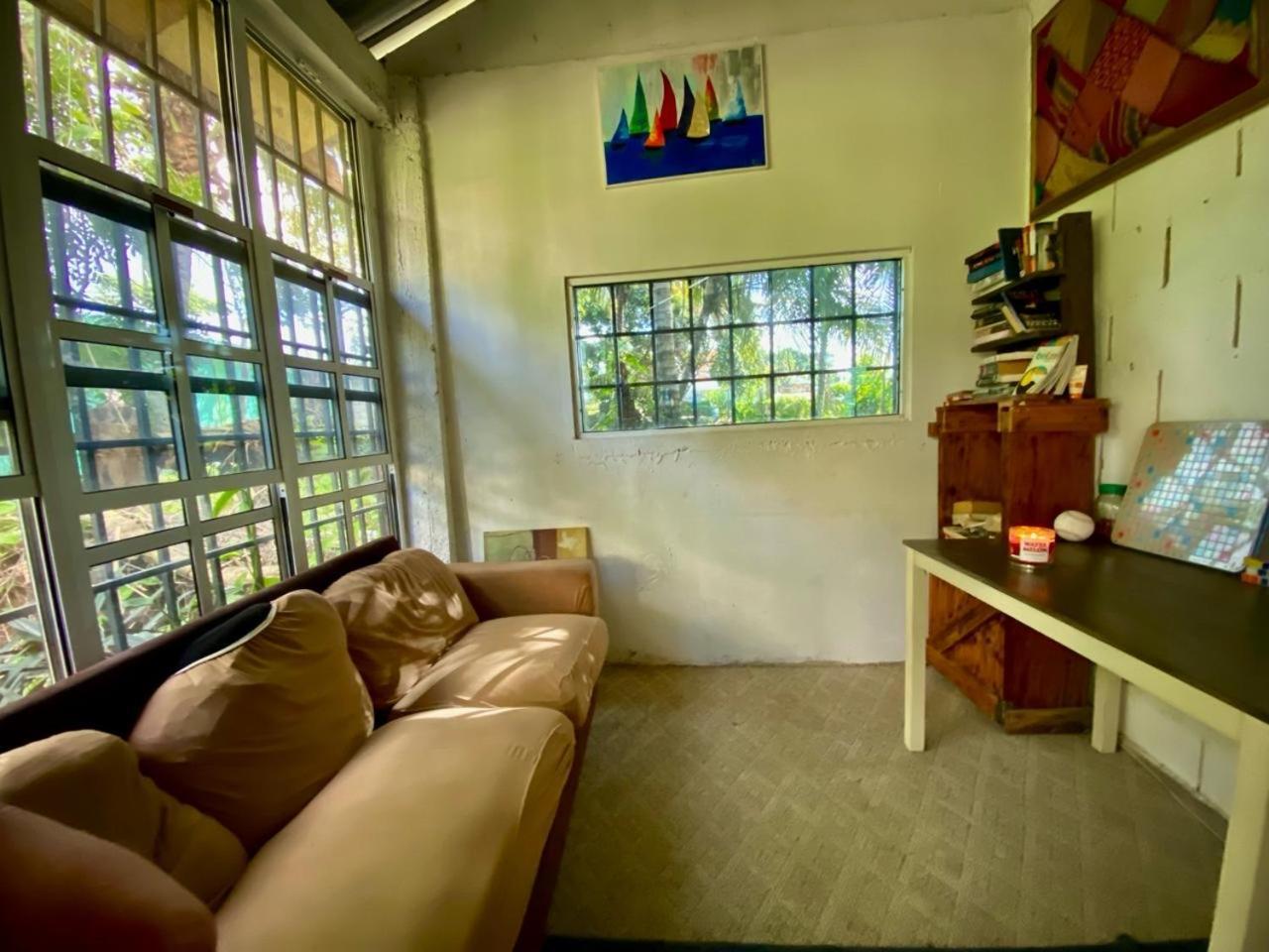 Albergue Casa Ricky's Orange Walk Exterior foto